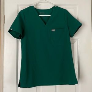 Figs Catarina scrub top